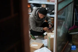 韩国要账喜欢上债主女儿：一段跨越债务与爱情的传奇故事